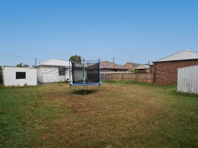 9 Lancaster Avenue, Newcomb image 7