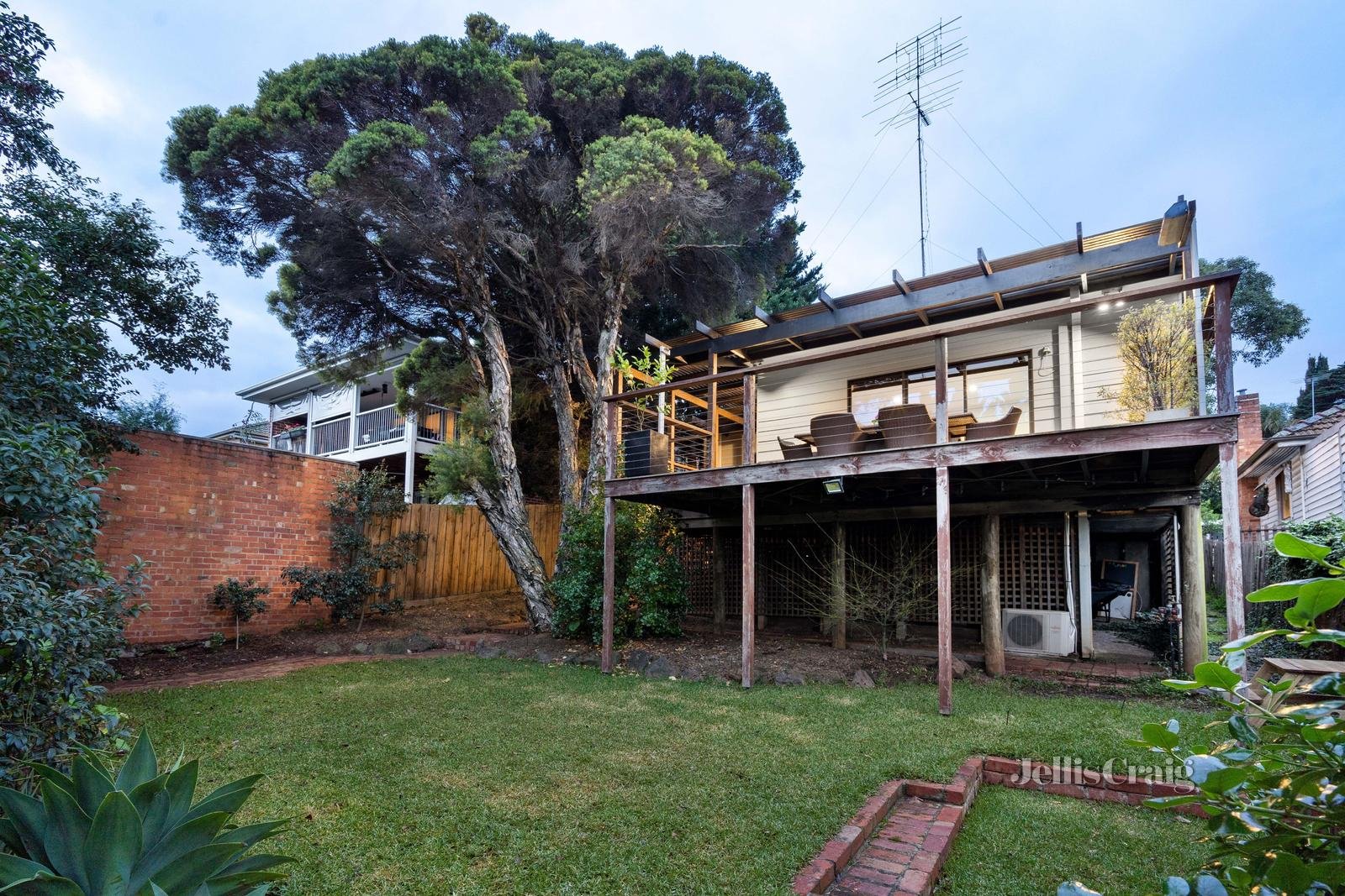 9 Langtree Avenue, Pascoe Vale South image 13