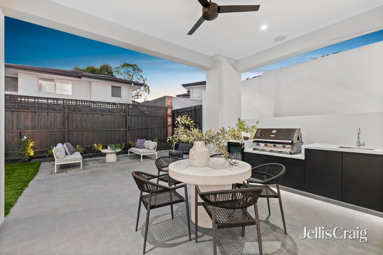 9 Lantana Street, Doncaster East image 19