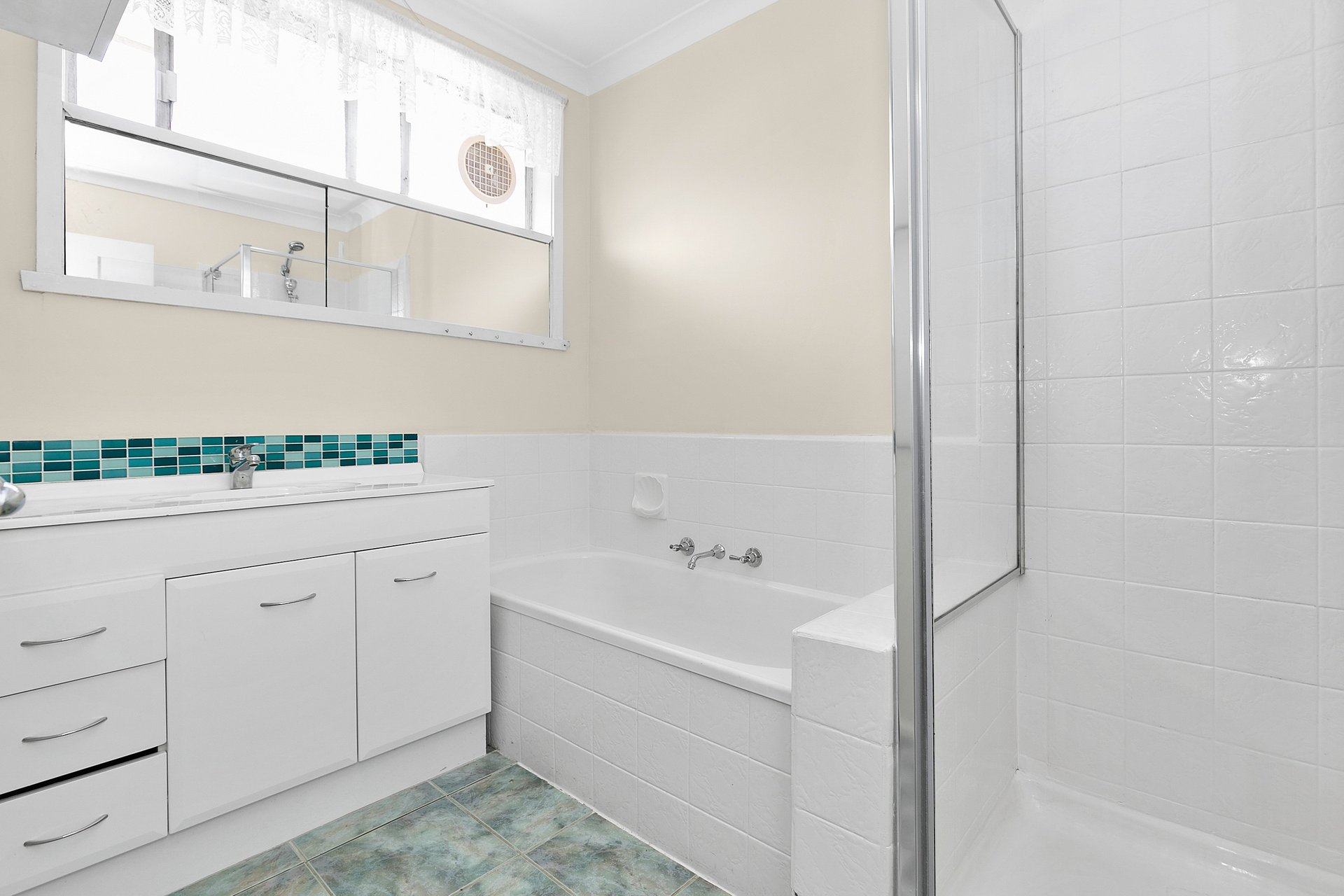 9 Lobelia Court, Blackburn North image 8