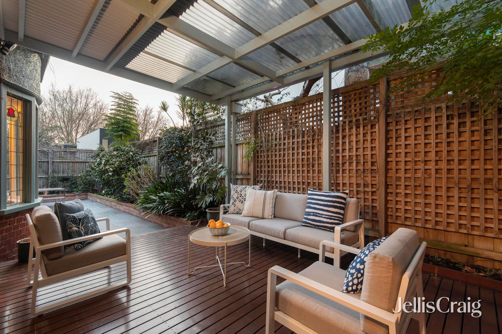 9 Loch Street, St Kilda West image 19