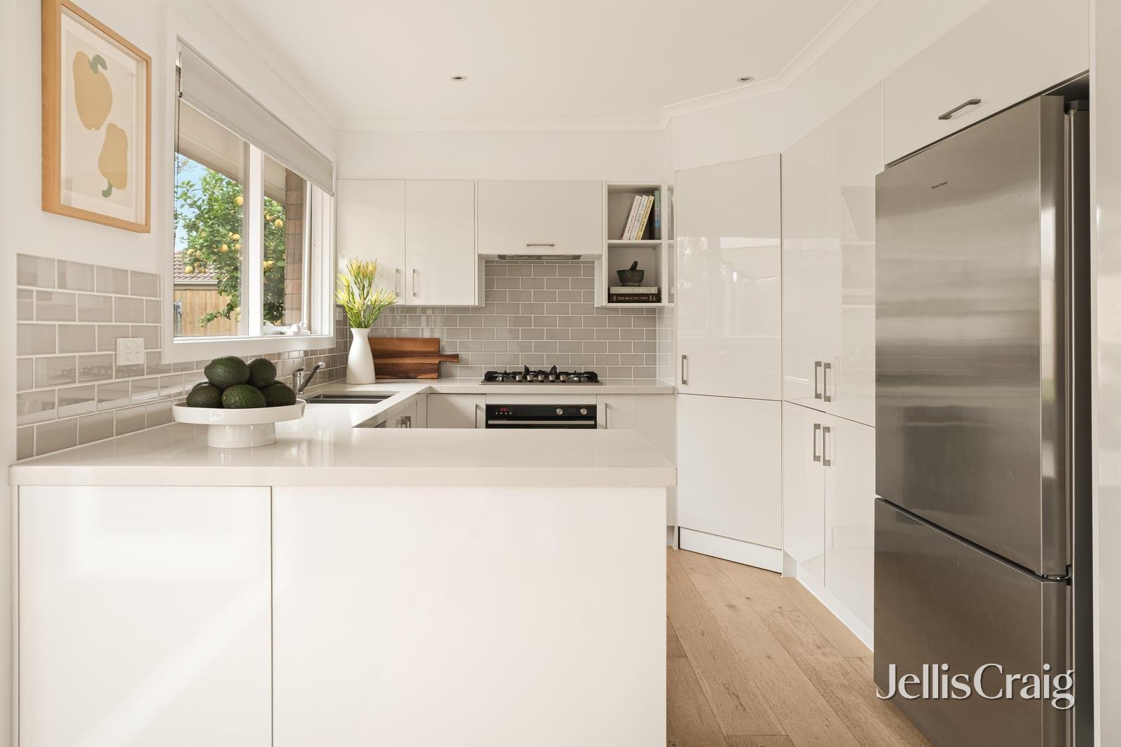 9 Longbeach Close, Aspendale image 3