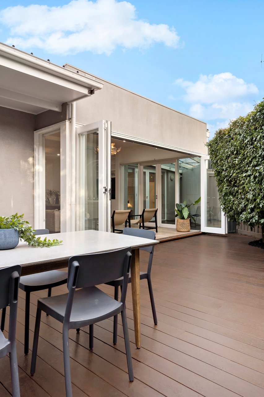 Property Gallery Thumbnail 6