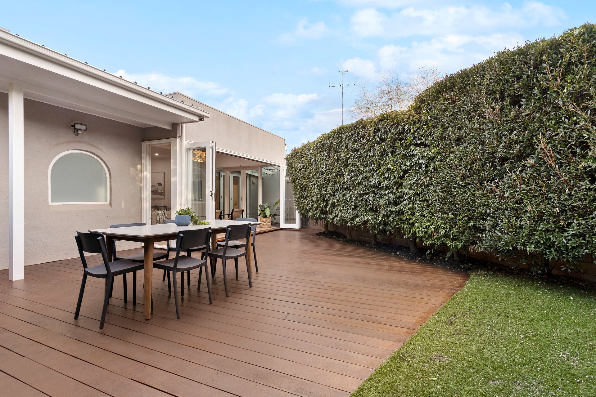 Property Gallery Thumbnail 7
