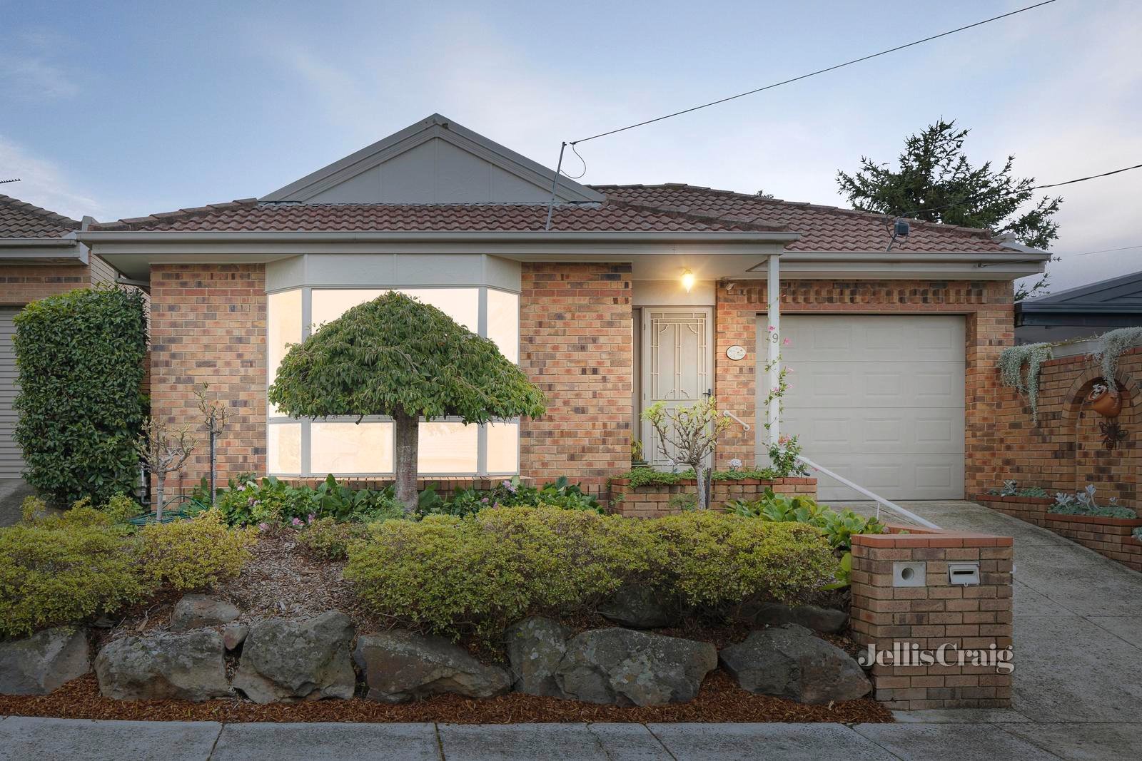 9 Lumleah Court, Greensborough image 1