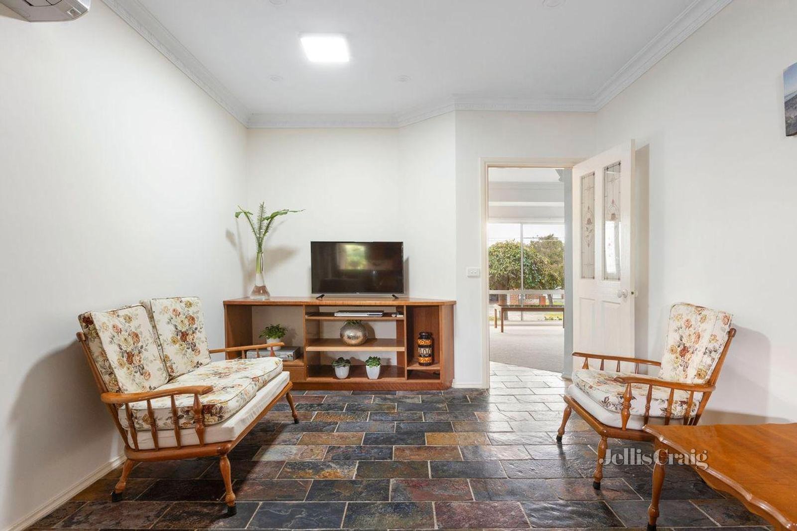 9 Lumleah Court, Greensborough image 2