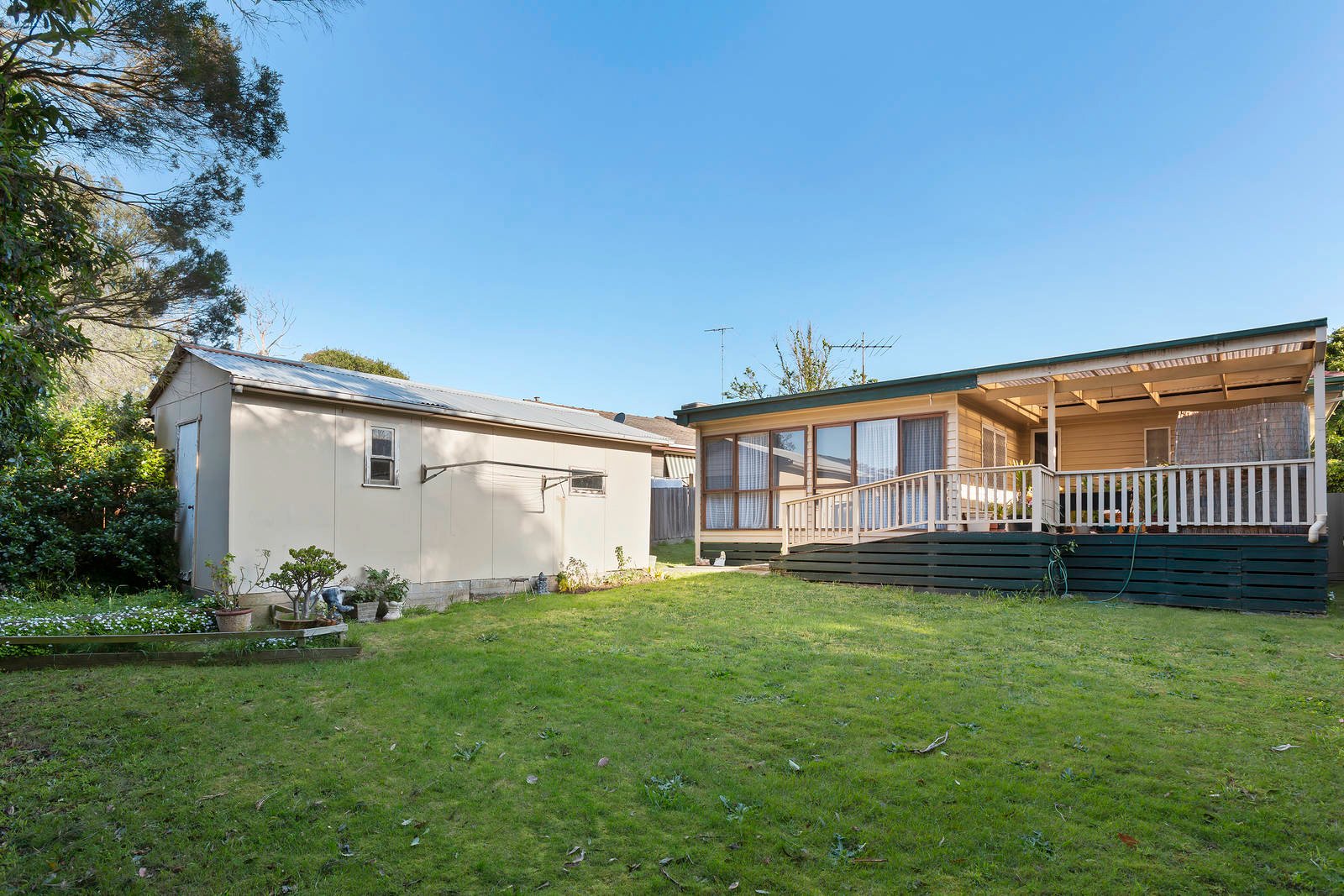 Property Gallery Thumbnail 8