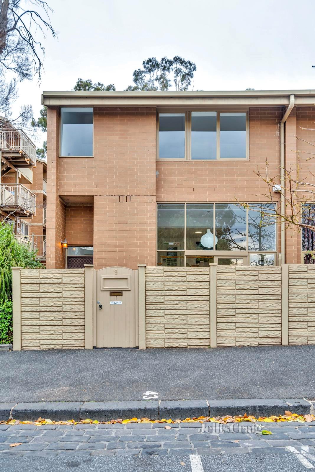 9 Lytton Street, Carlton image 11