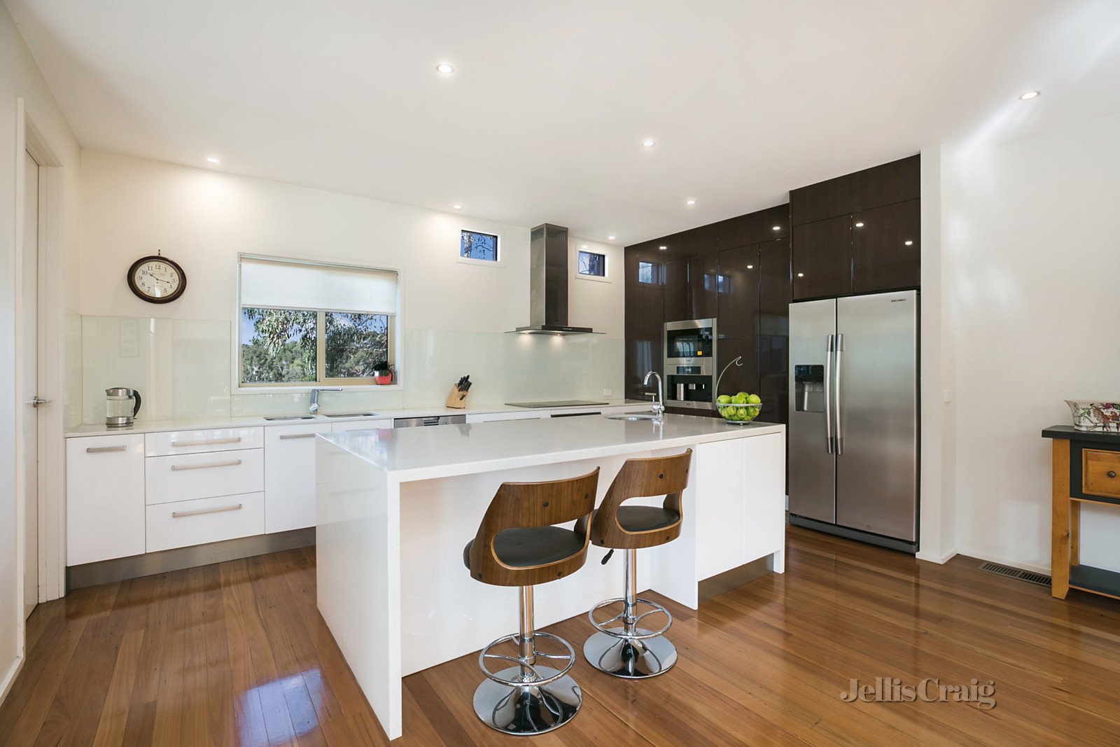 9 MacAfee Road, Castlemaine image 2