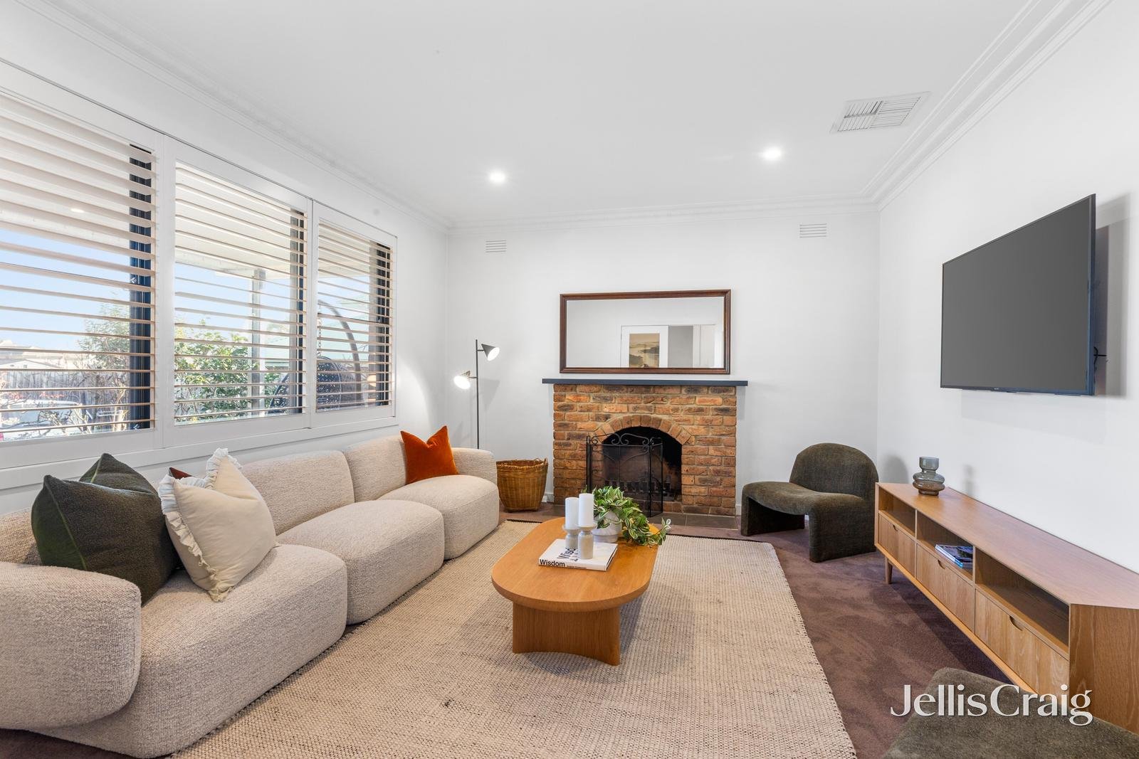 9 Marama Street, Blackburn South image 2