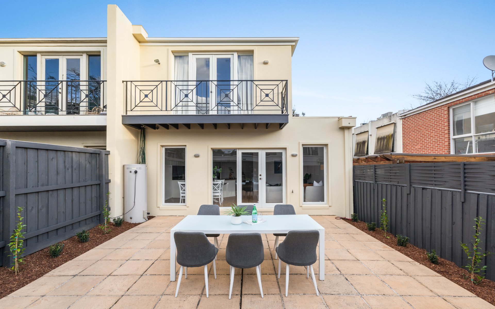 9 Maraquita Grove, Hawthorn East image 10