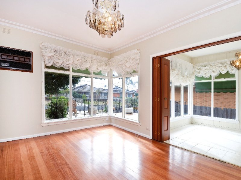 9 Marathon Avenue, Hamlyn Heights image 5
