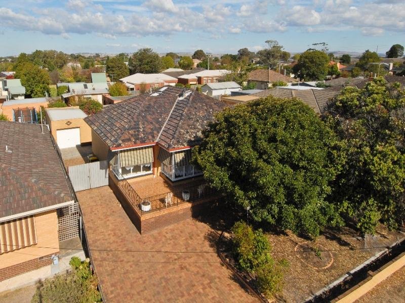 9 Marathon Avenue, Hamlyn Heights image 12