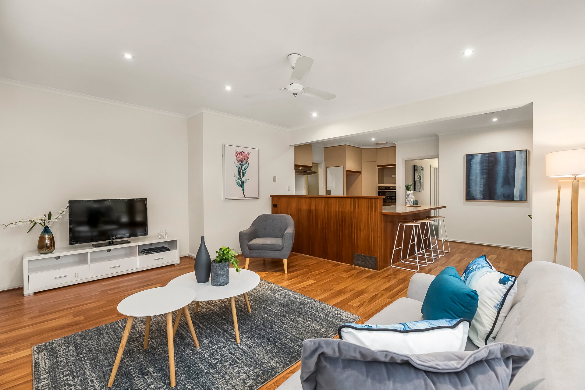 9 Margate Crescent, Glen Waverley image 2