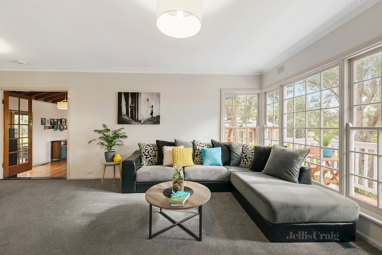 9 Marian Court, Eltham North image 3