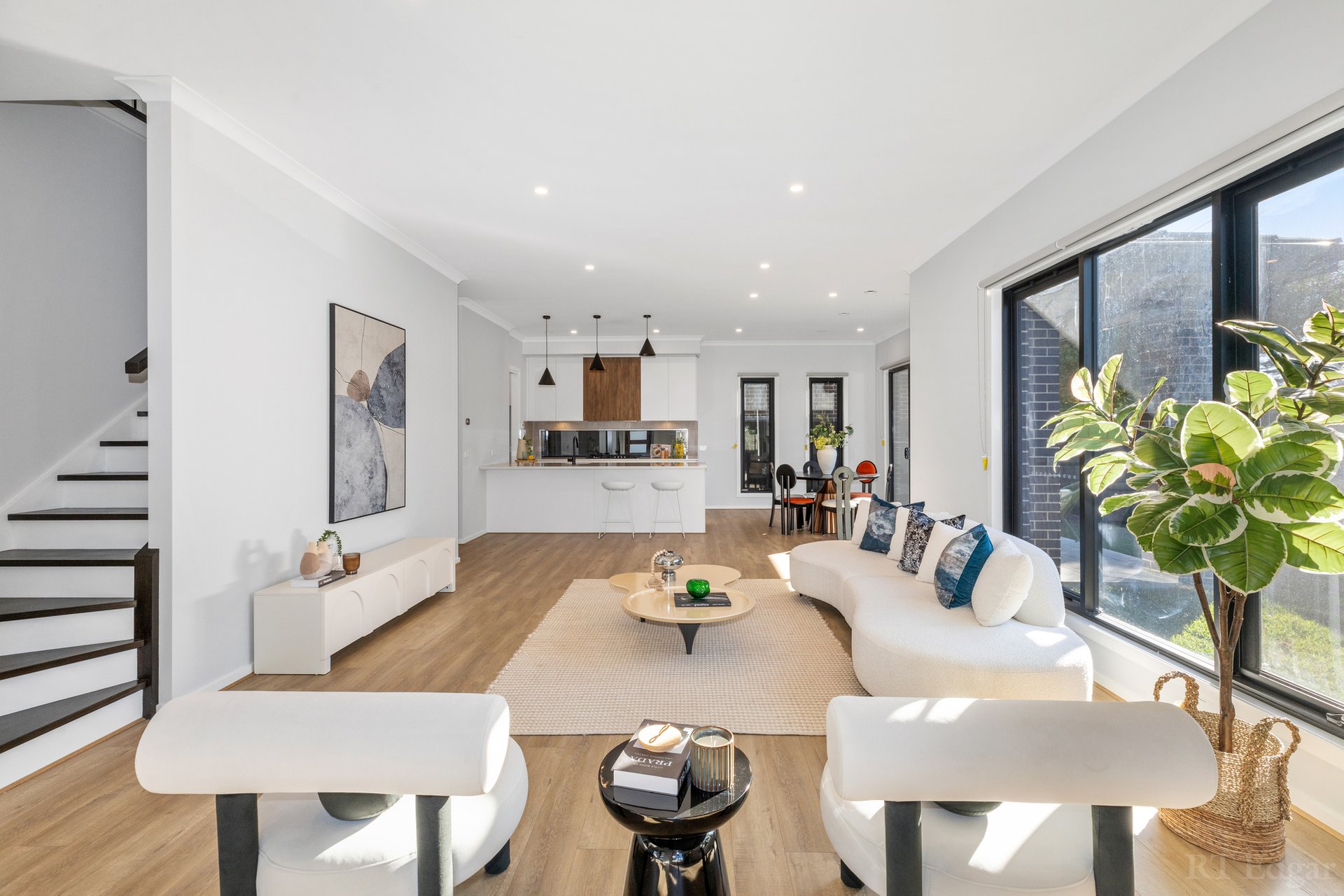 Property Gallery Thumbnail 2