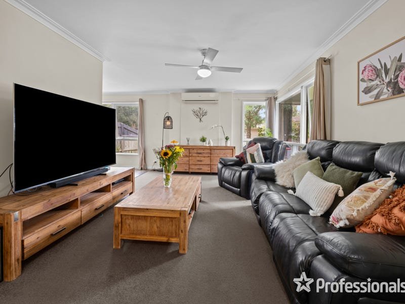 9 Marlow Street, Mooroolbark image 3