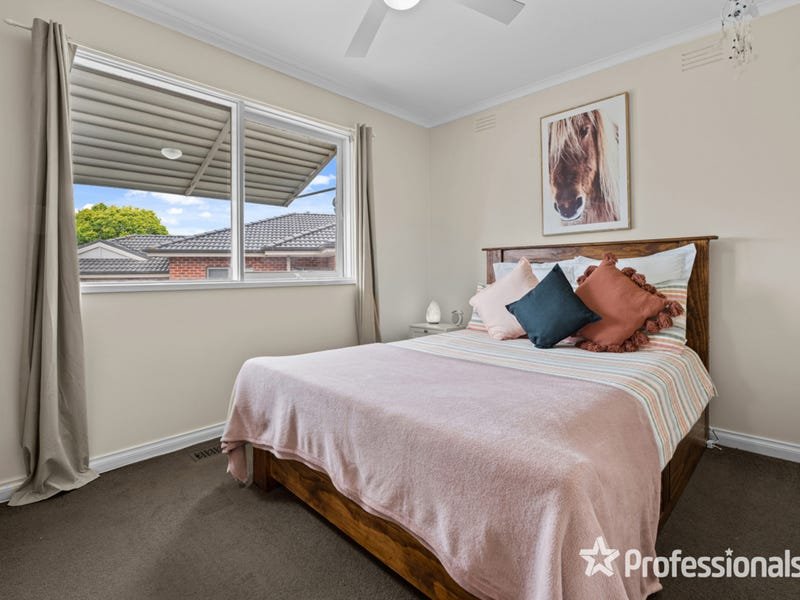 9 Marlow Street, Mooroolbark image 9