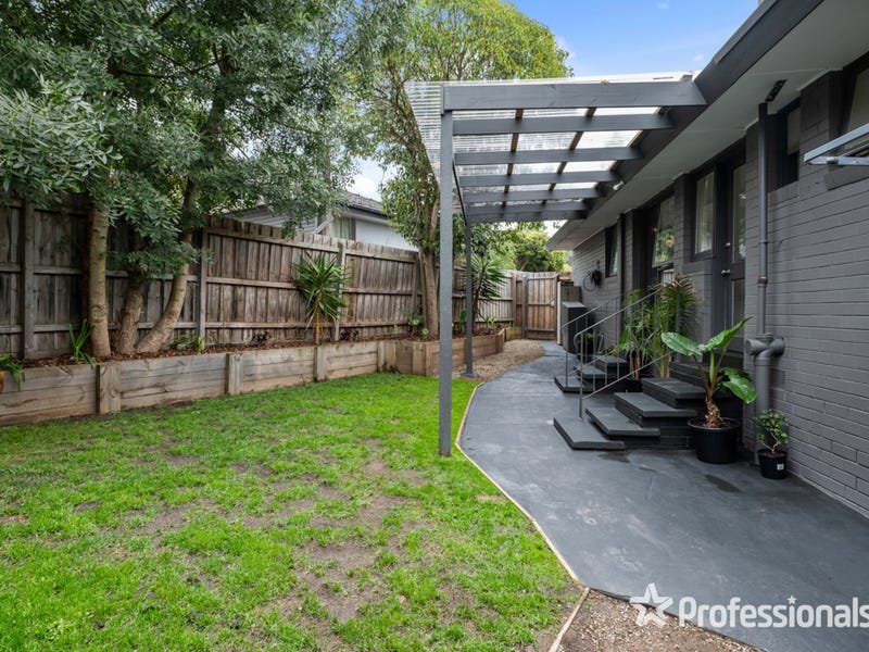 9 Marlow Street, Mooroolbark image 12