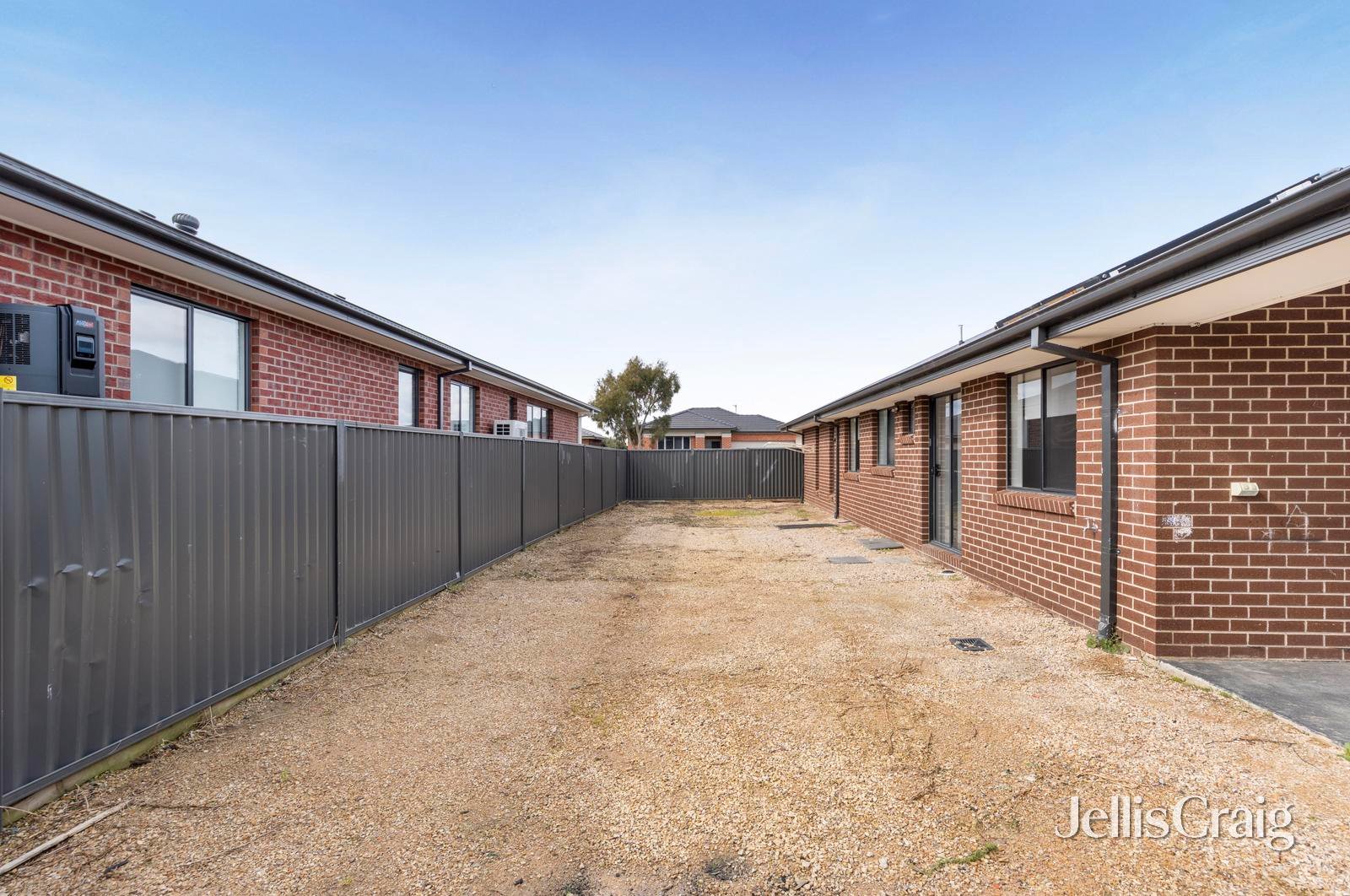 9 Marxsen Parade, Lucas image 8