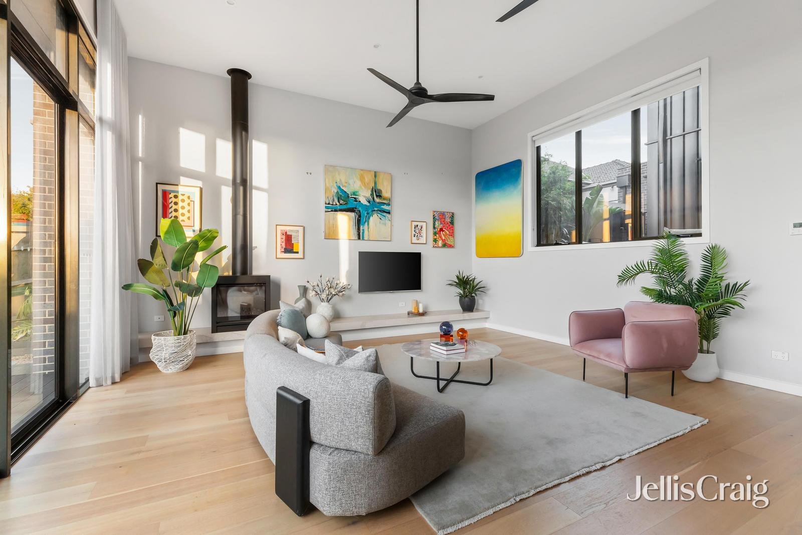 9 Mathers Avenue, Kew&nbsp;East image 2