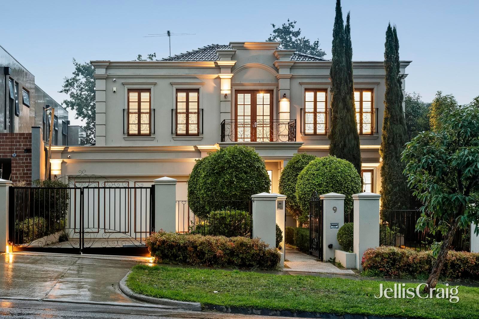 9 May Street, Deepdene image 1