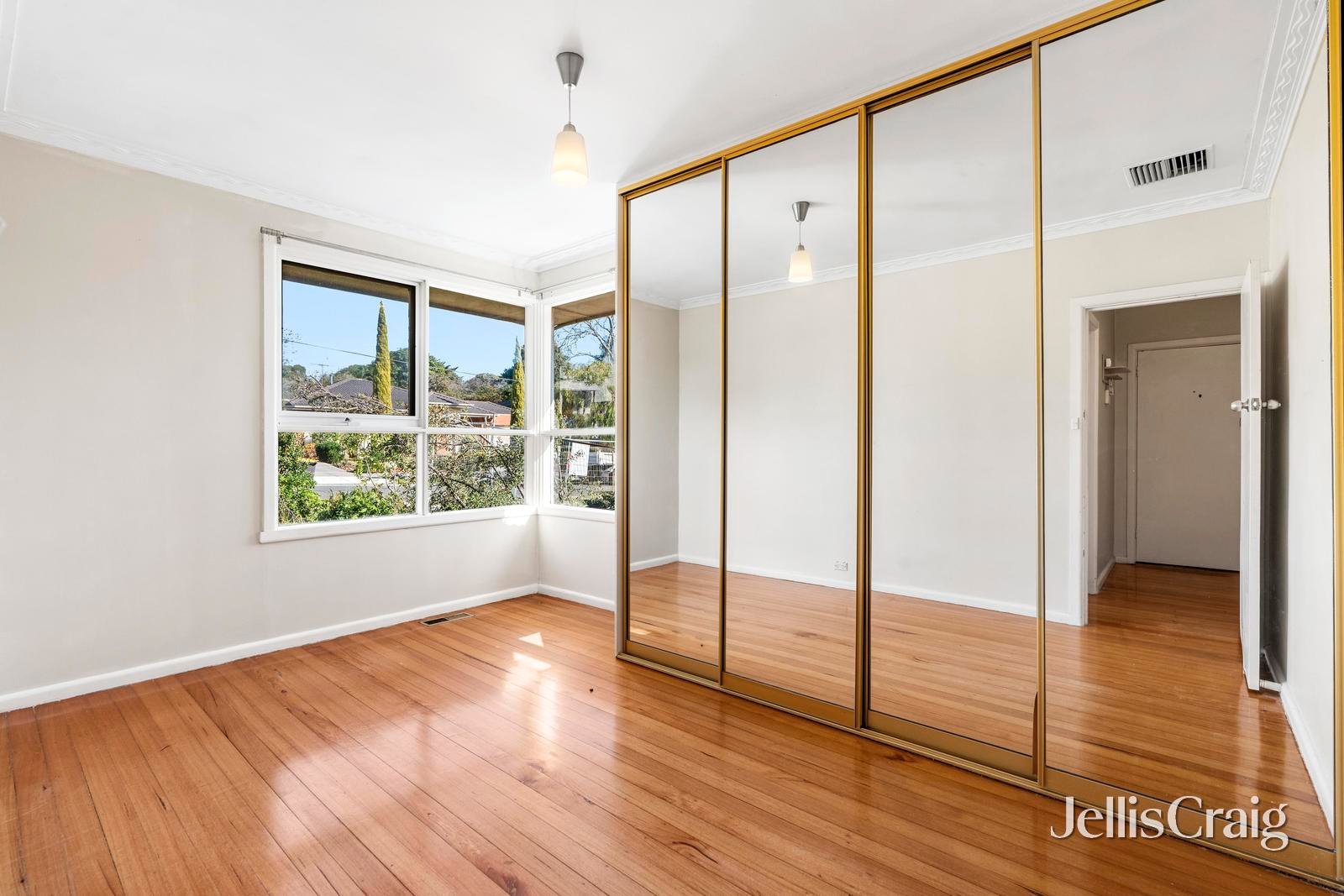 9 Meadow Crescent, Mount&nbsp;Waverley image 6