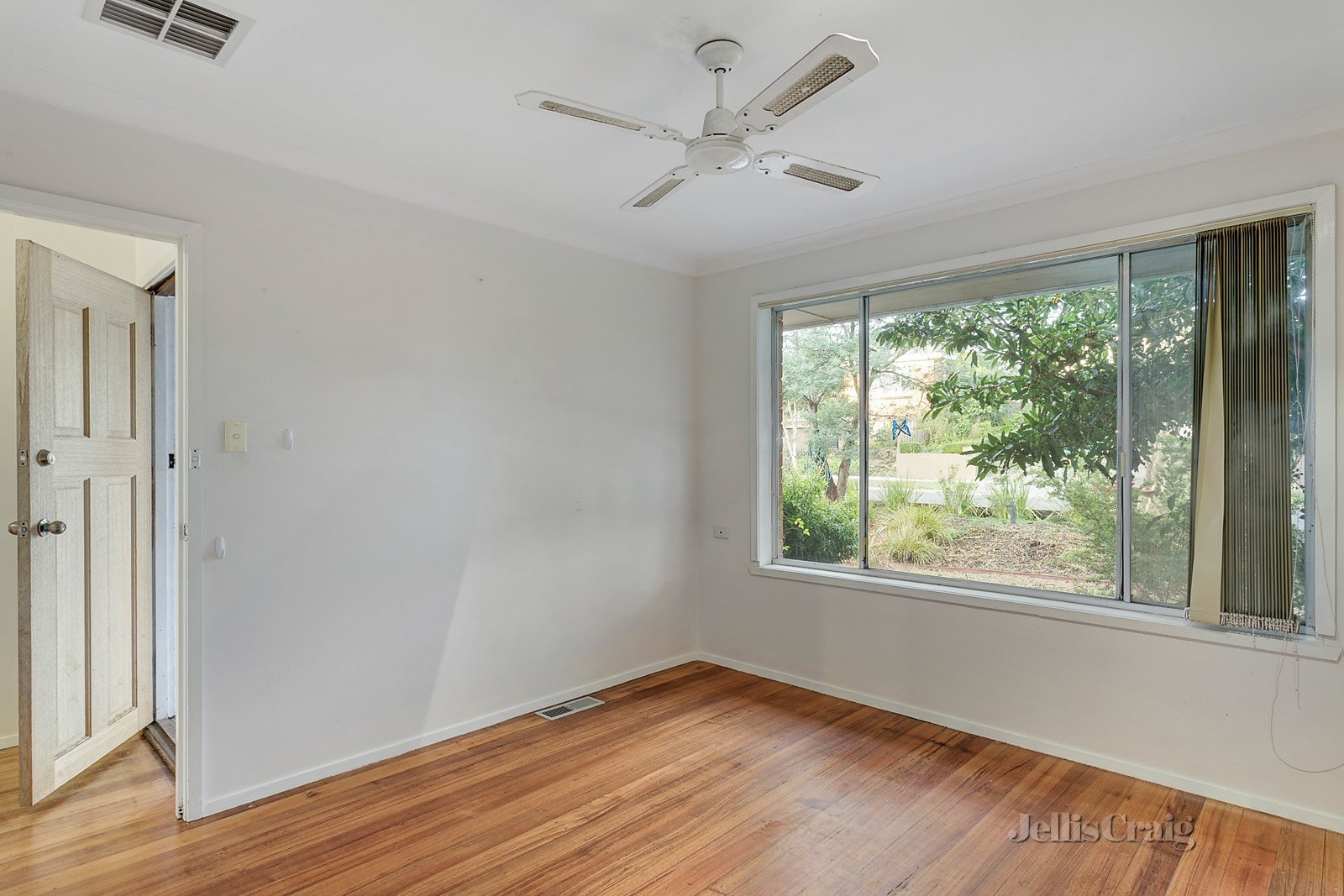 9 Melissa Street, Mount Waverley image 7