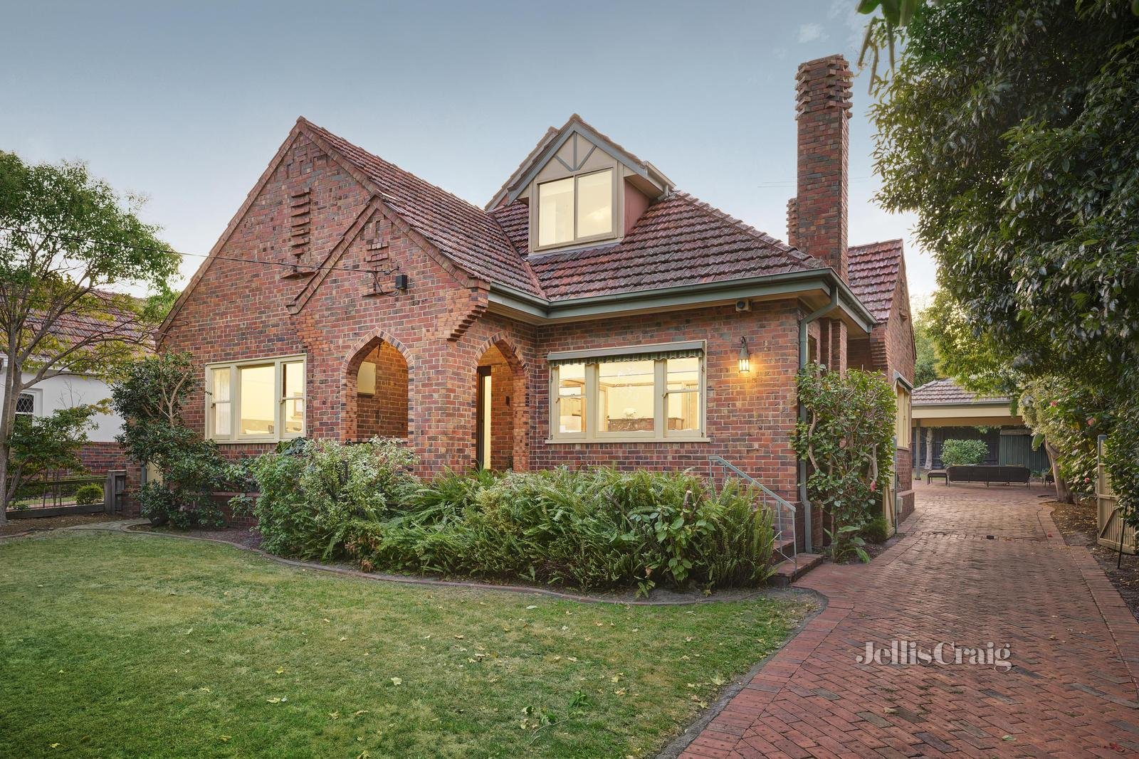 9 Melrose Avenue, Malvern East image 1