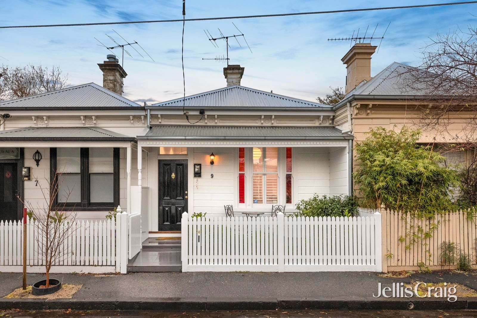 9 Merton Place, Albert&nbsp;Park image 1