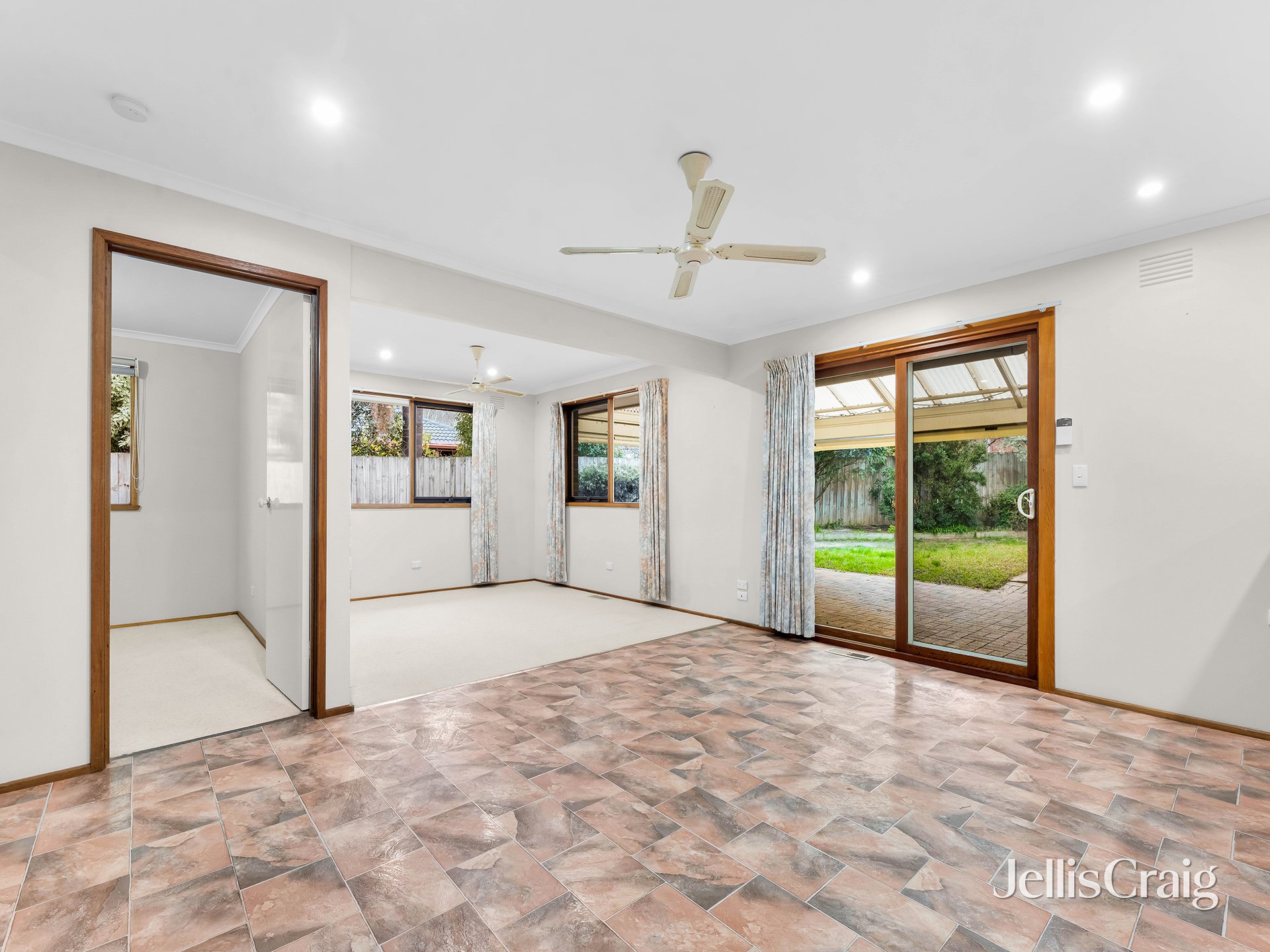 9 Michigan Place, Rowville image 4