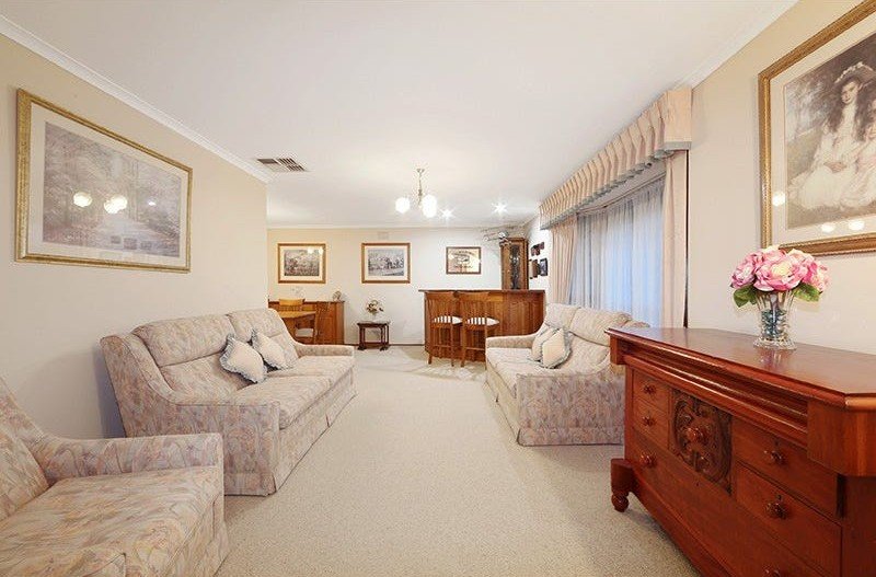 9 Michigan Place, Rowville image 2