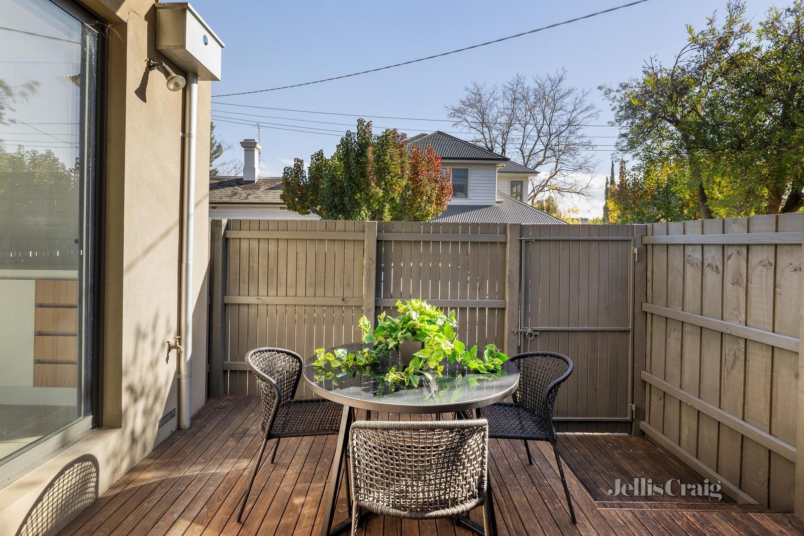 9 Moir Street, Hawthorn image 5