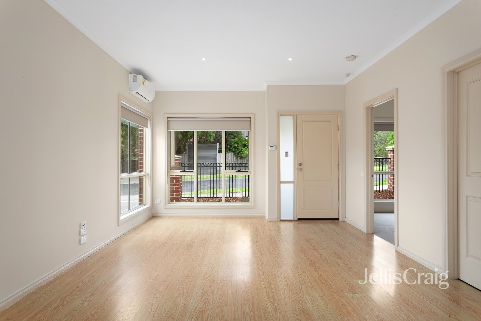 9 Monash Street, Heidelberg&nbsp;Heights image 4