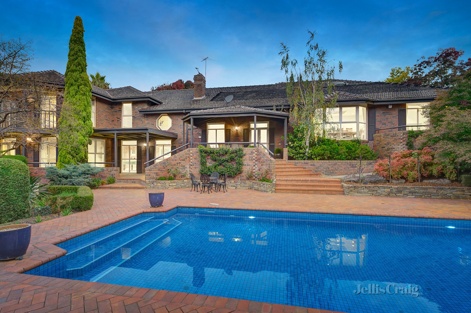 9 Monckton Road, Templestowe image 17