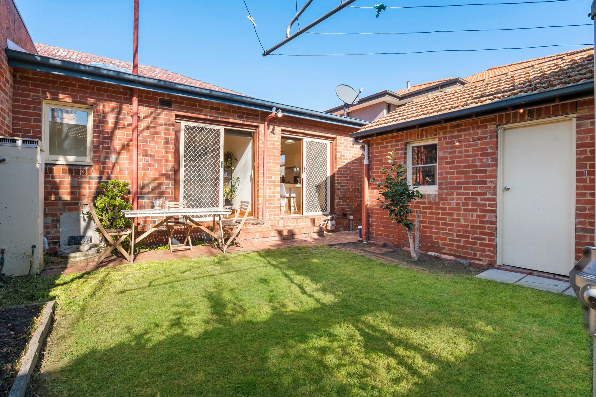 Property Gallery Thumbnail 9
