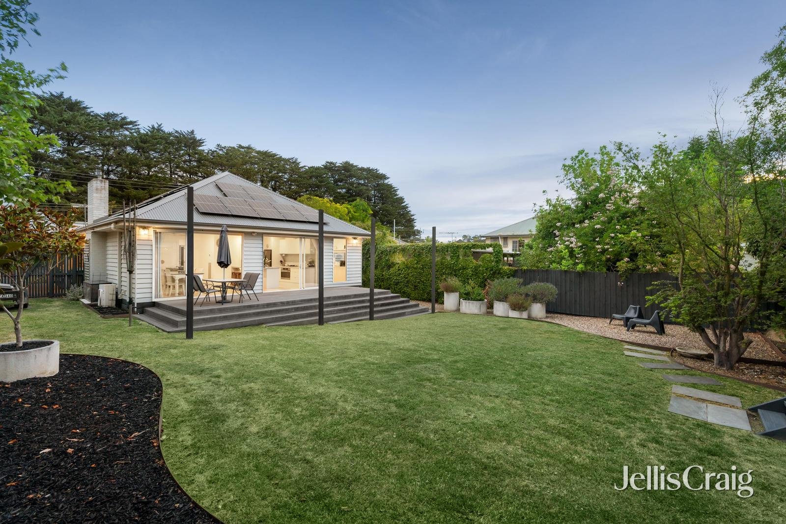 9 Murray Road, Croydon image 17