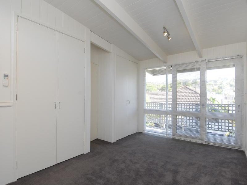 9 Murray Street, Highton image 6