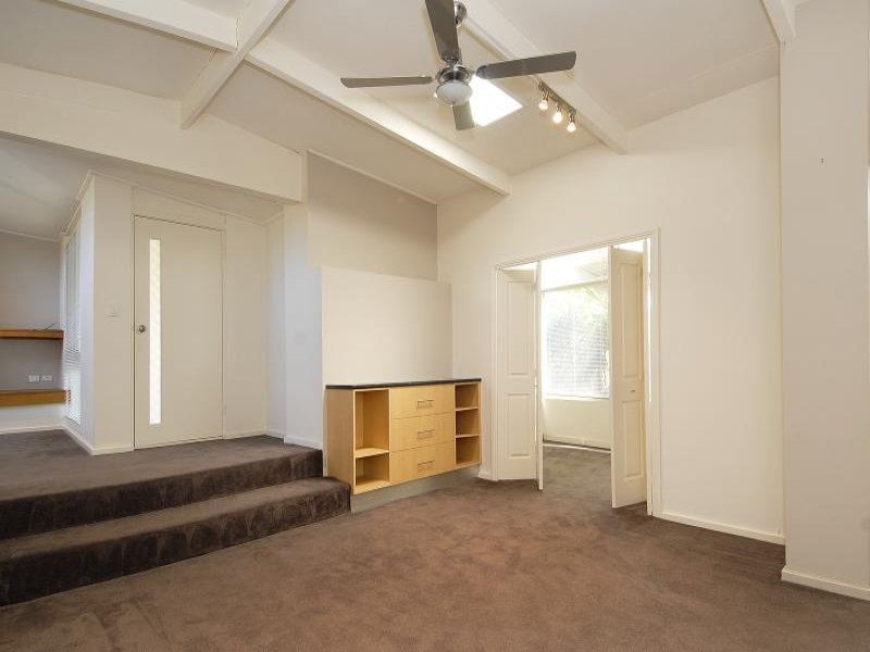 9 Murray Street, Highton image 8