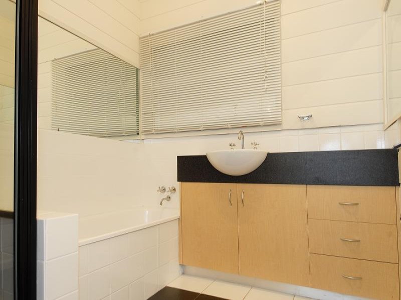 9 Murray Street, Highton image 10