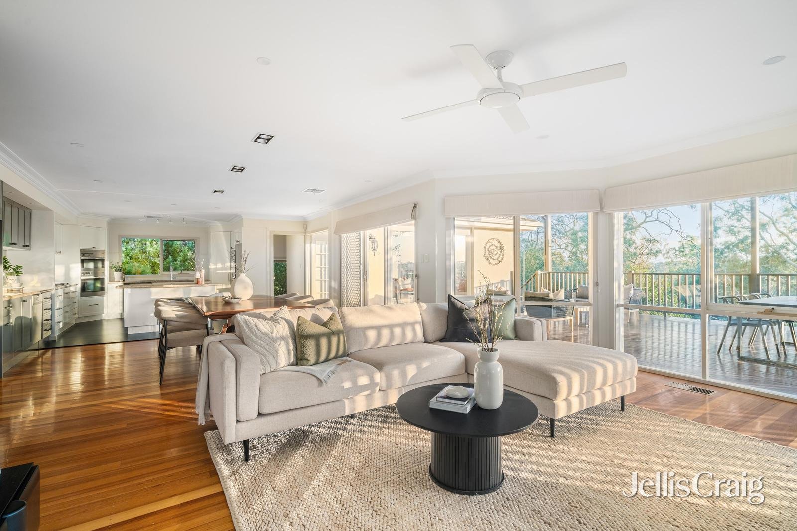 9 Nerreman Gateway, Eltham image 5