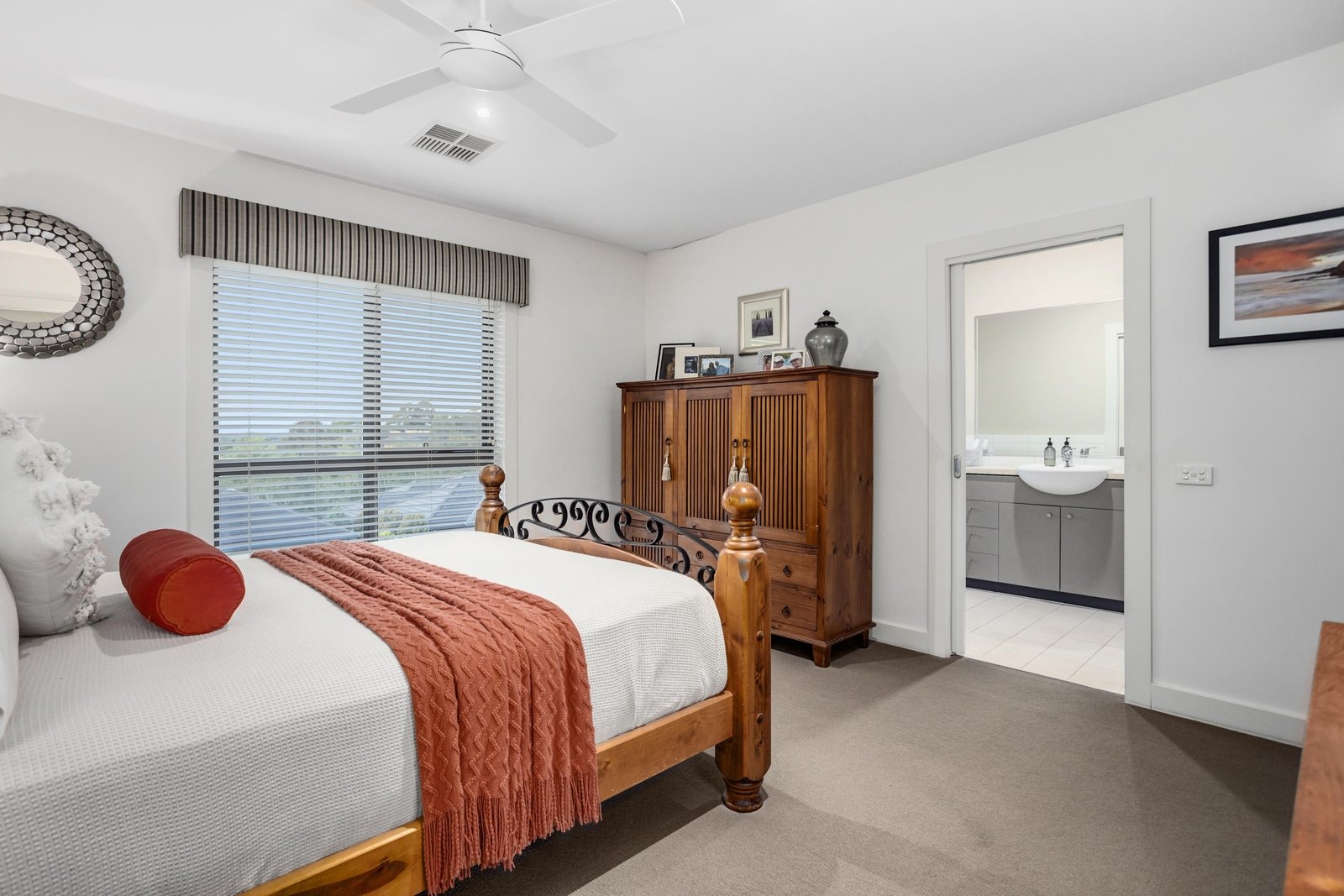 Property Gallery Thumbnail 7