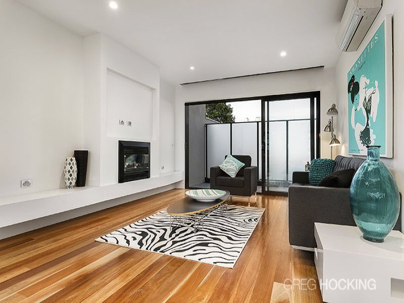 9 Norma Barnett Lane, Port Melbourne image 2