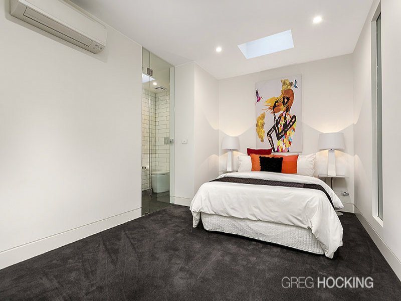 9 Norma Barnett Lane, Port Melbourne image 7