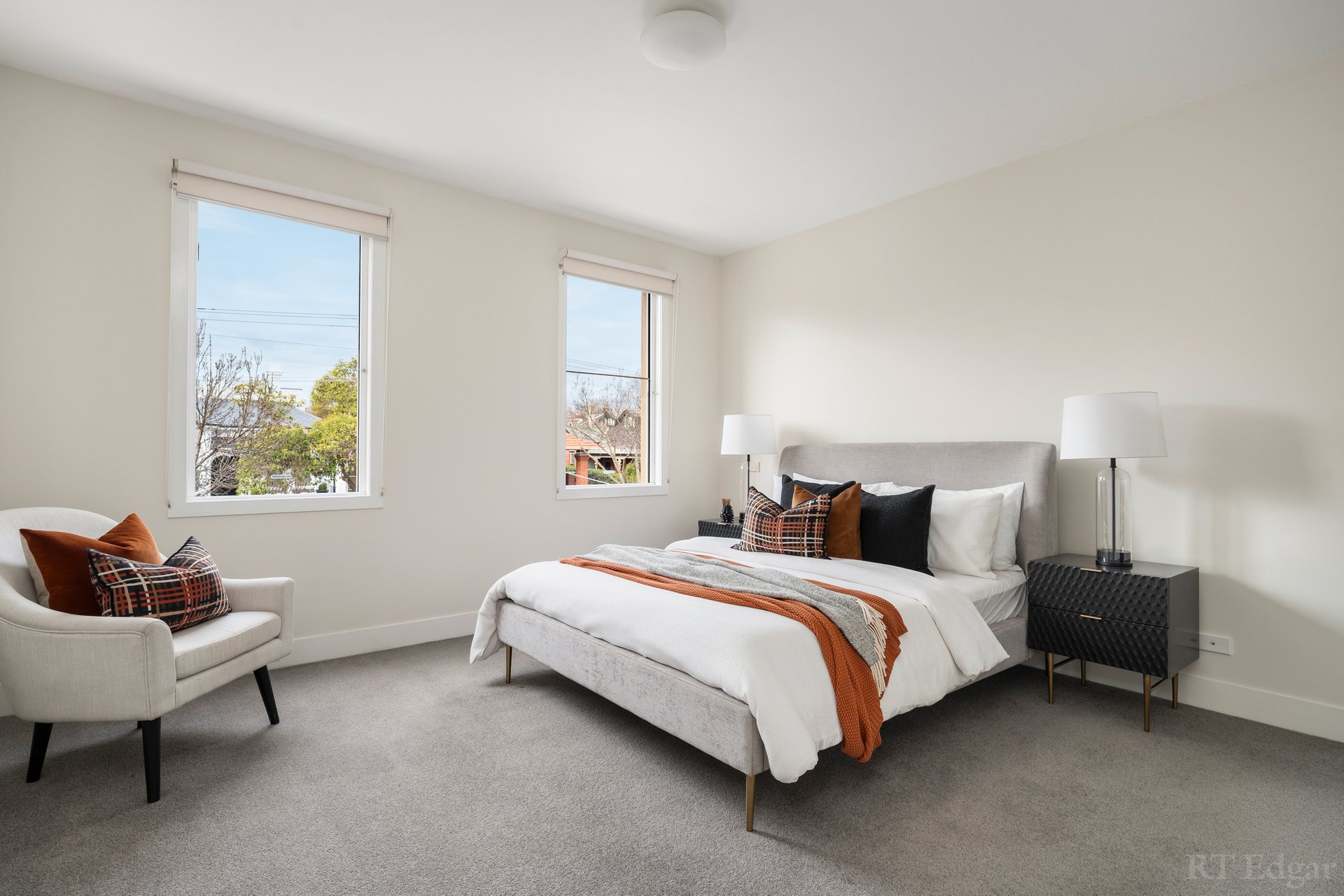 Property Gallery Thumbnail 9