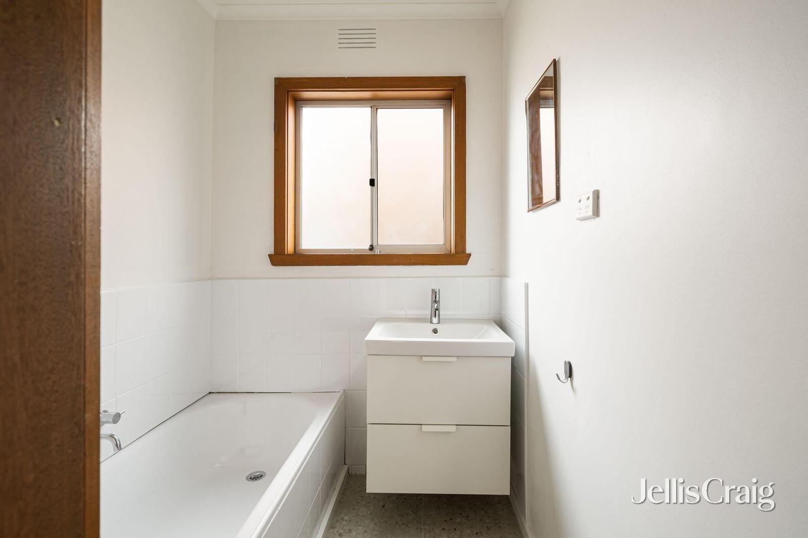 9 Northcote Street, Northcote image 11