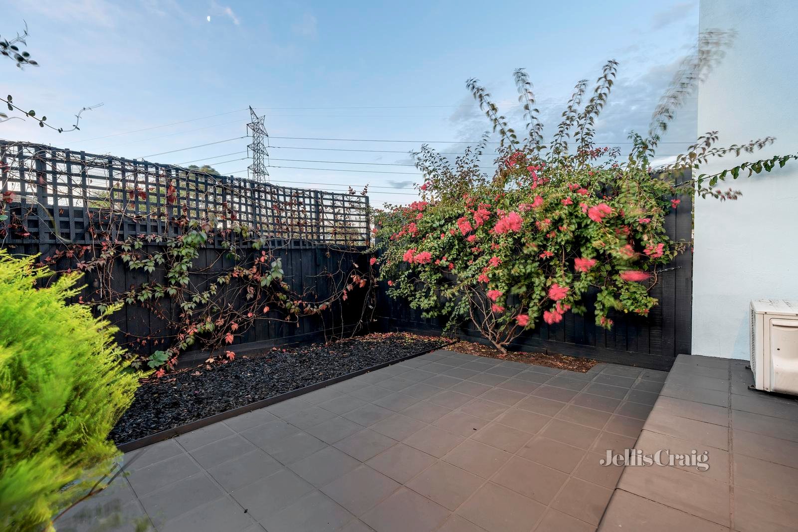 9 Nunan Street, Brunswick East image 19