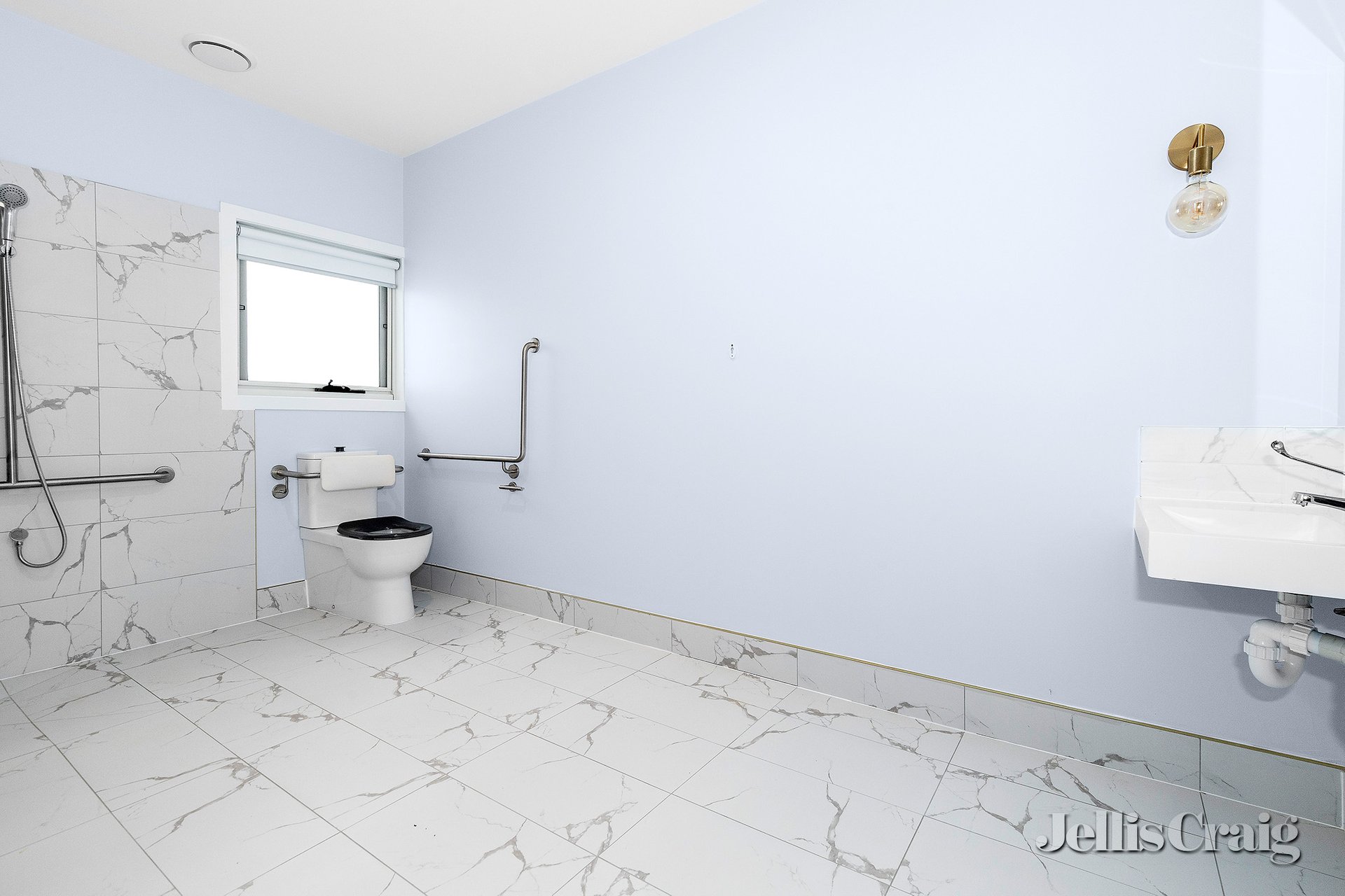 9 Nyora Grove, Mount Helen image 5