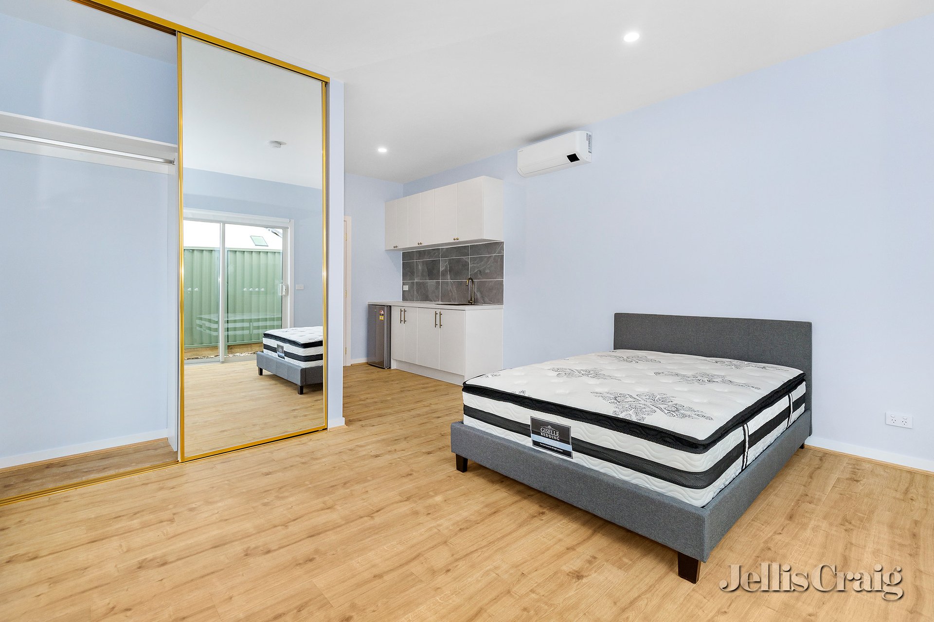 9 Nyora Grove, Mount Helen image 8