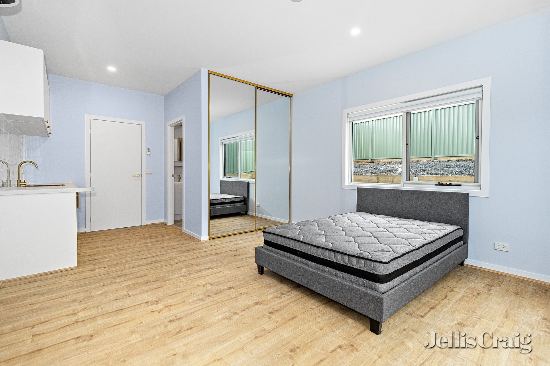9 Nyora Grove, Mount Helen image 6